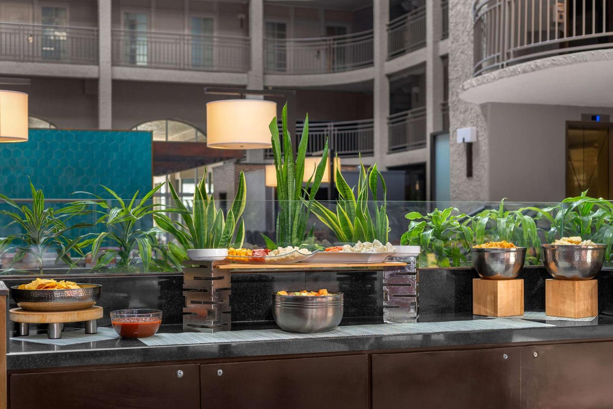 Embassy Suites By Hilton El Paso Exteriér fotografie